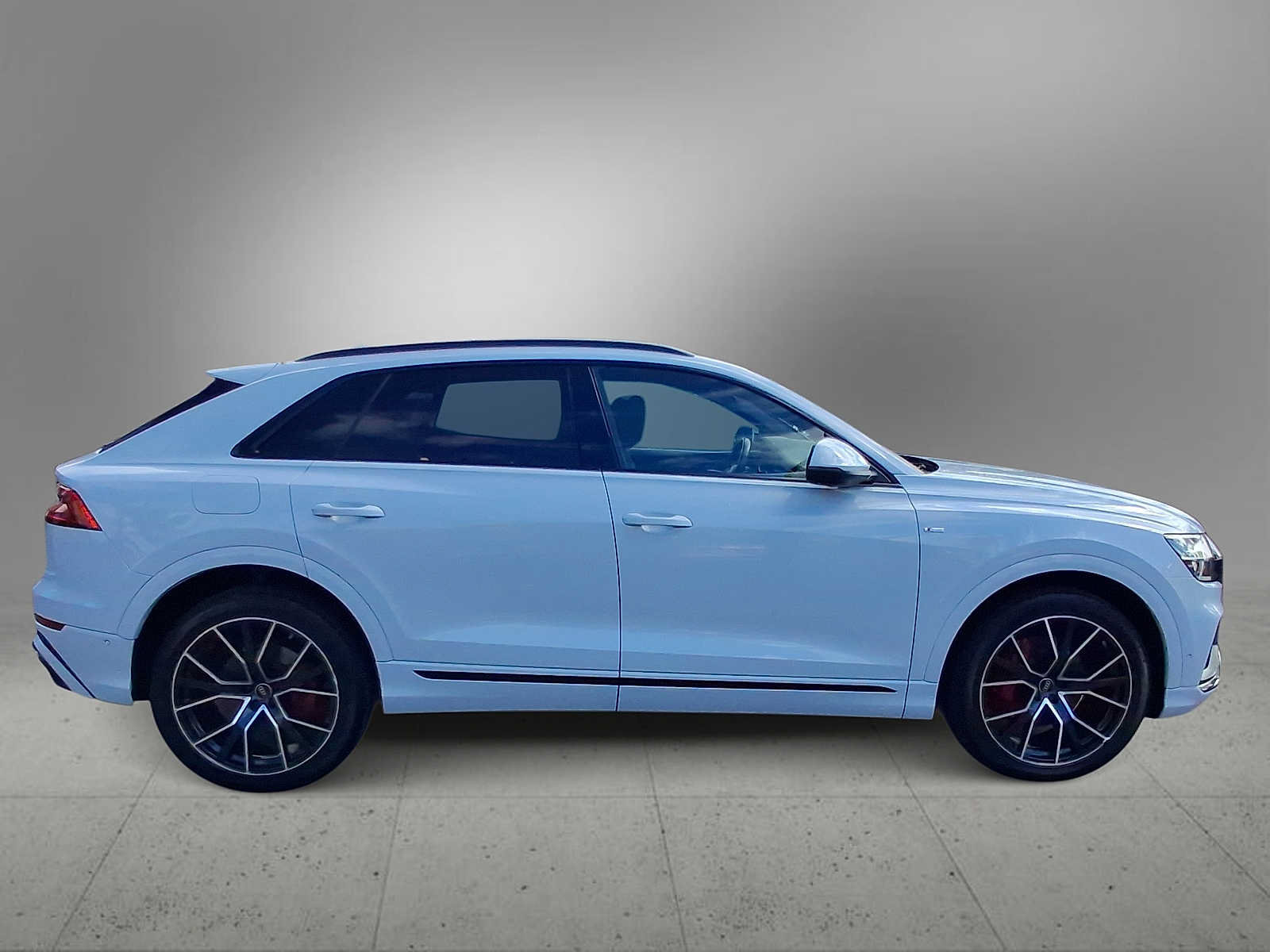 Certified 2023 Audi Q8 Premium Plus AWD/4WD image 9