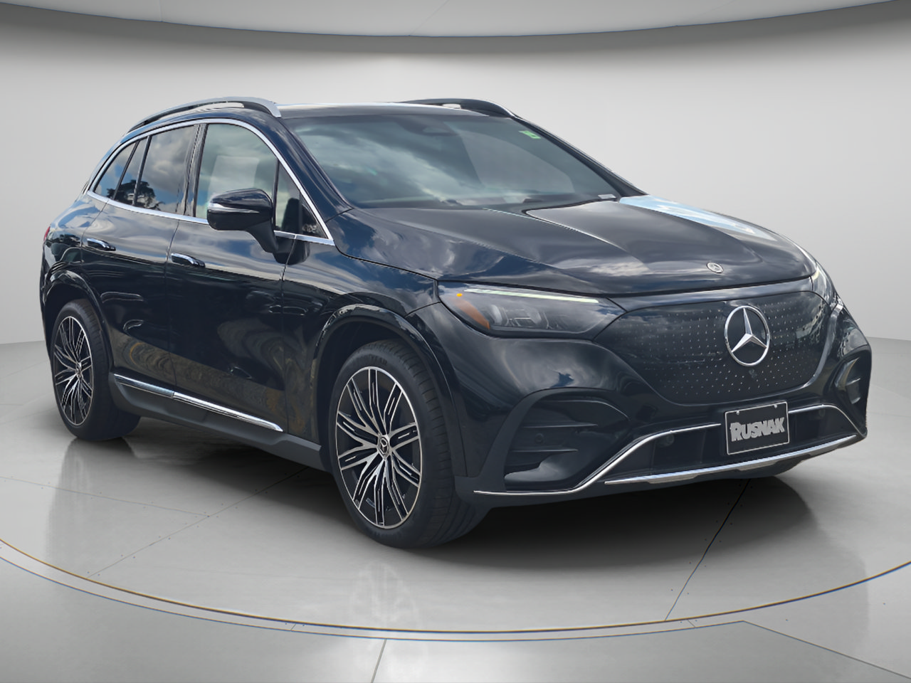 New 2027 Mercedes-Benz EQE 320+ SUV image 14