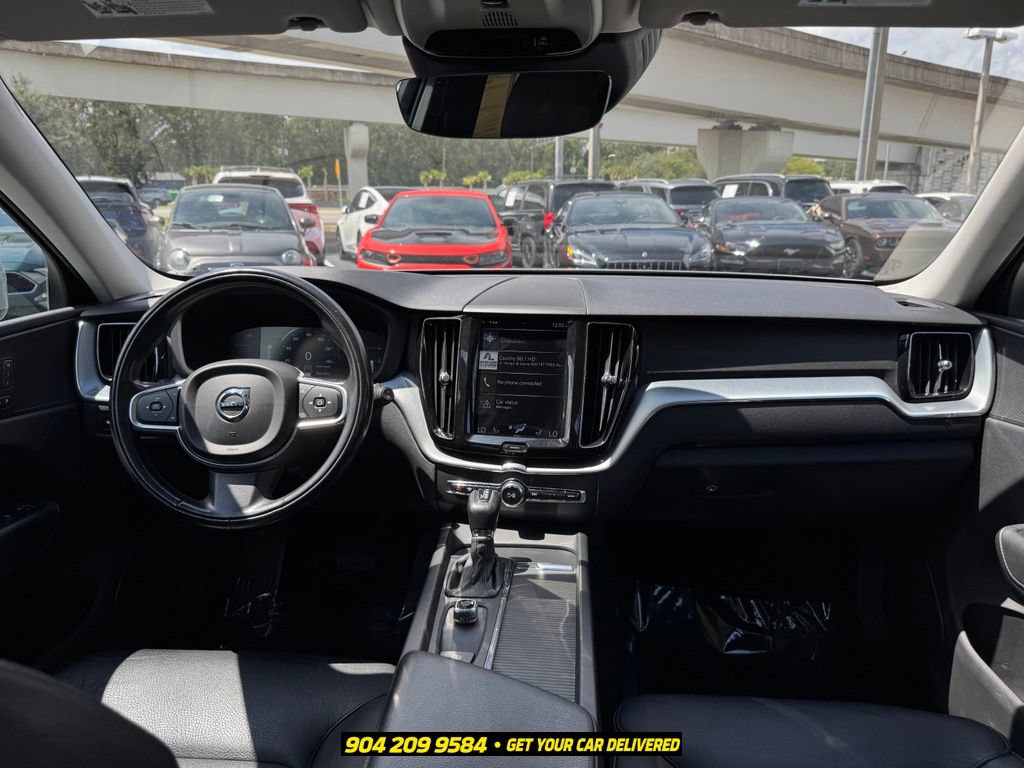 Used 2018 Volvo XC60 T6 Momentum w/ Vision Package AWD/4WD image 38