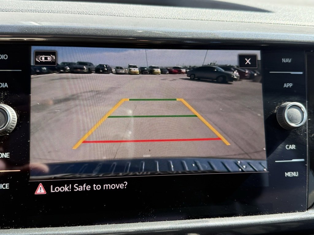 Certified 2024 Volkswagen Taos SEL image 10