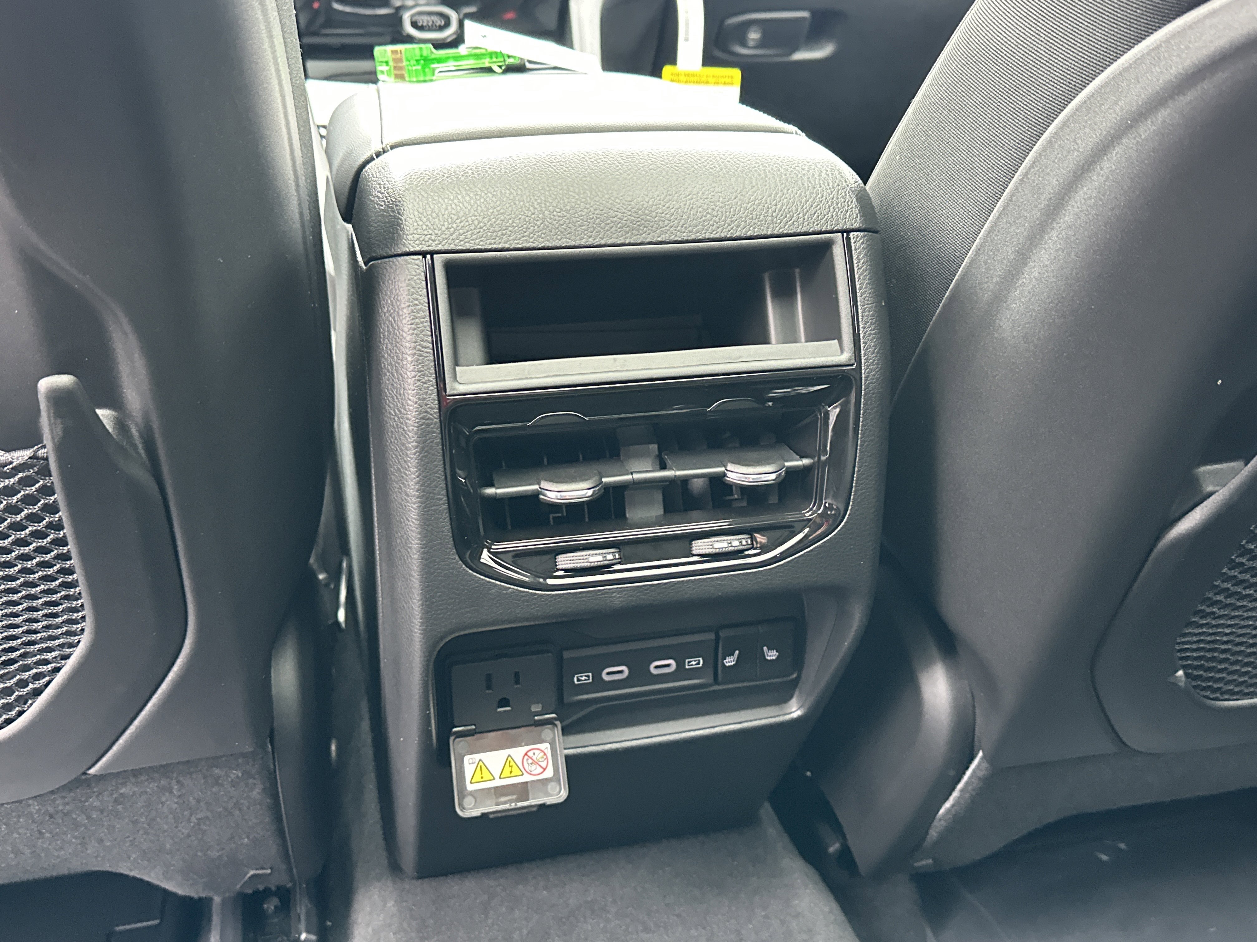 New 2026 Jeep Grand Cherokee Limited image 32