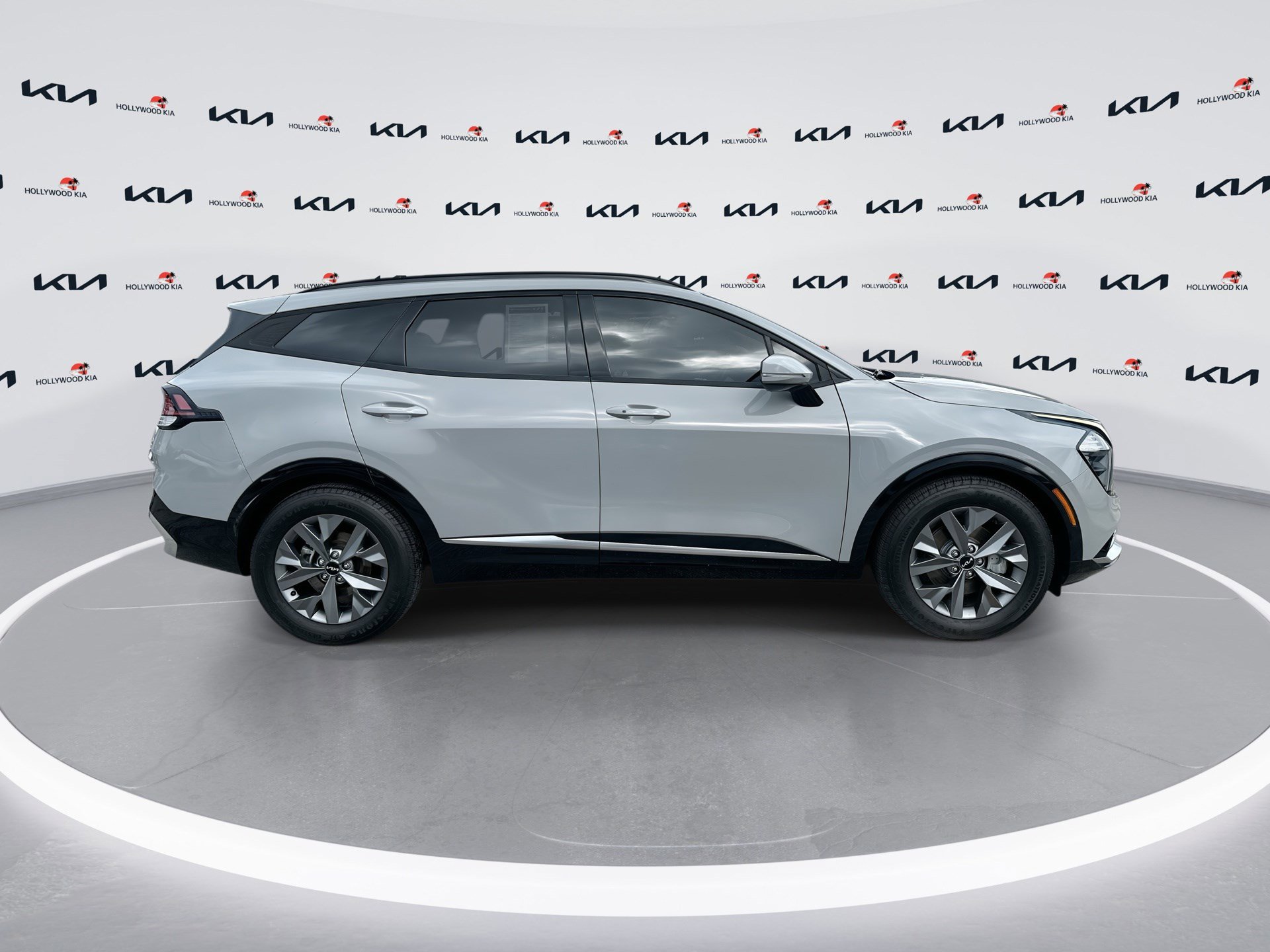 Certified 2023 Kia Sportage SX FWD image 9