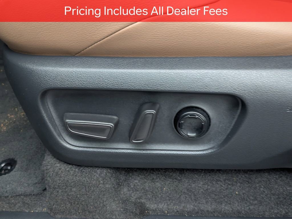 Certified 2025 Toyota 4Runner Limited AWD/4WD image 21