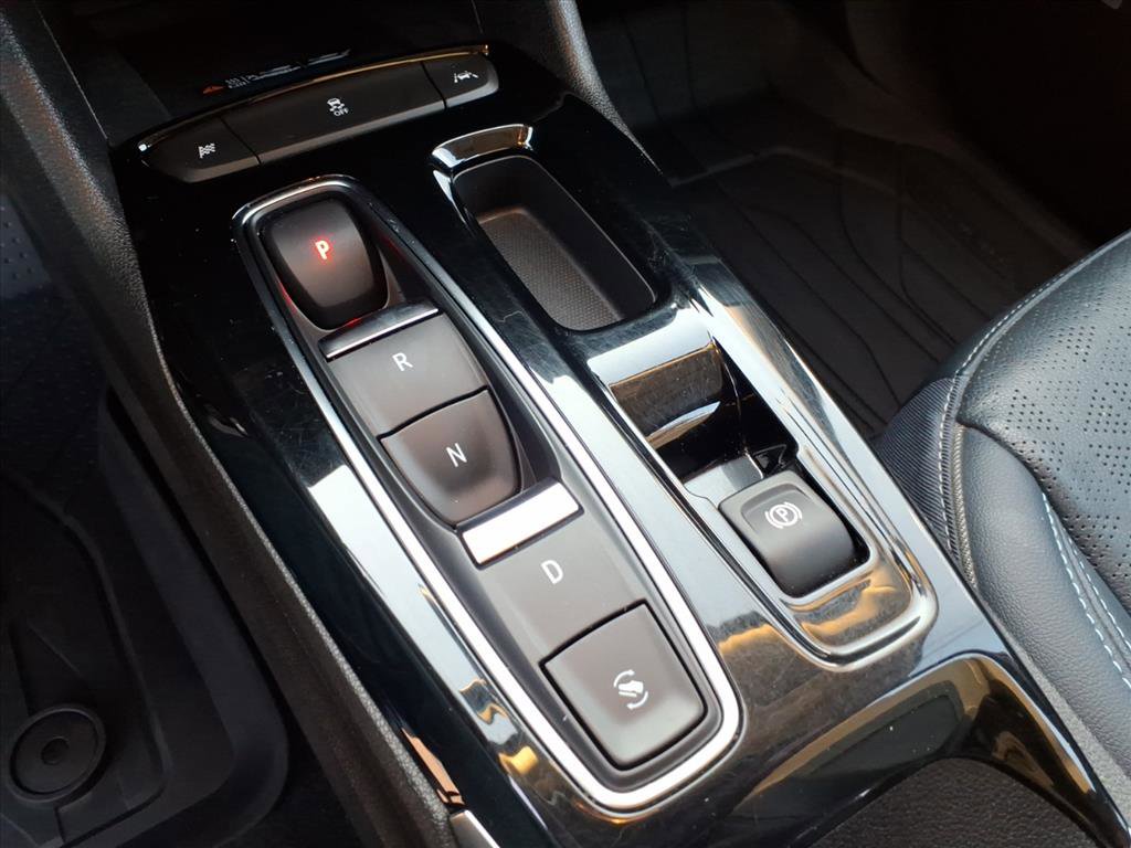 Used 2022 Chevrolet Bolt EUV Premier w/ Sun & Sound Package FWD image 24