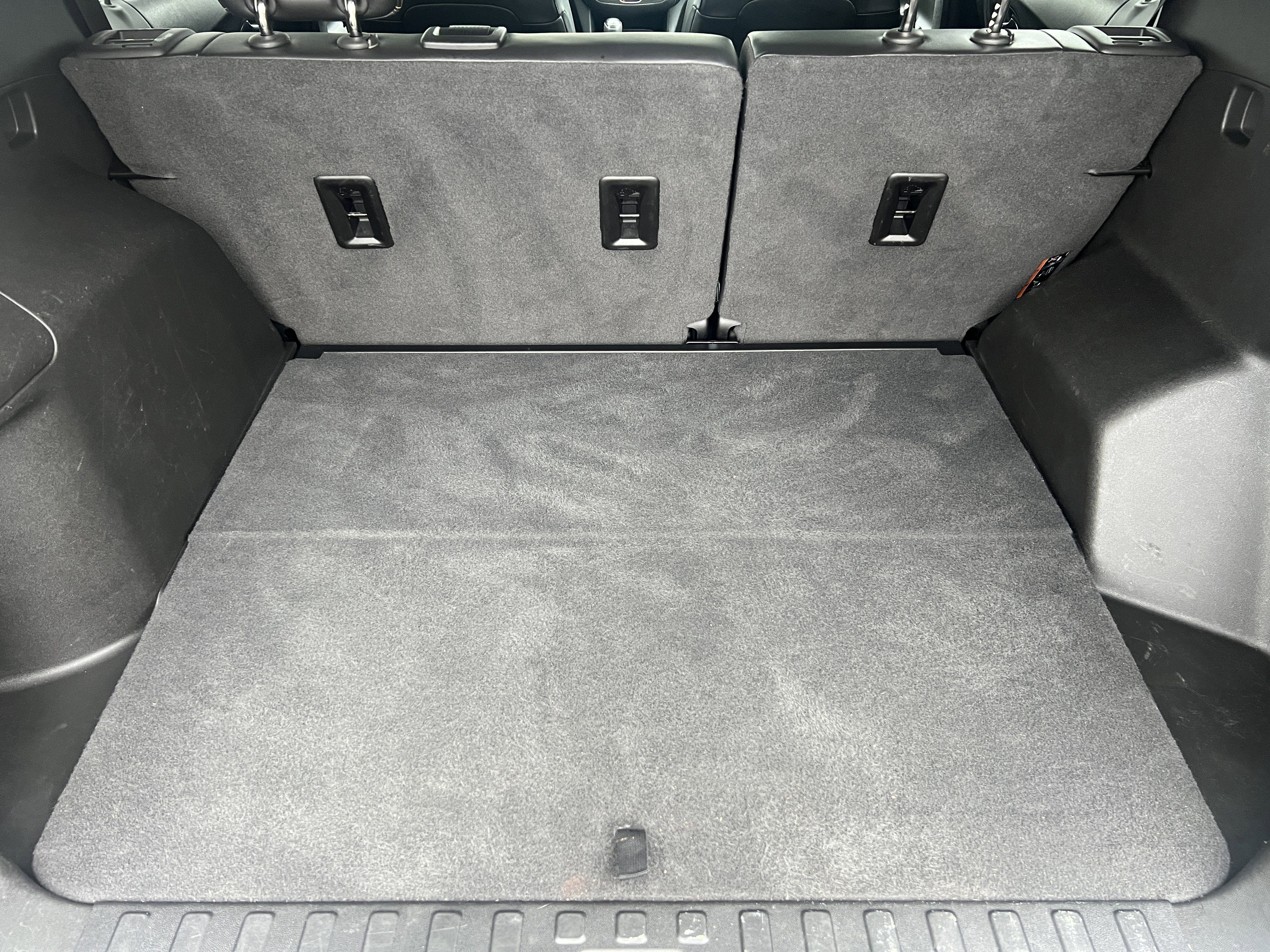 Used 2020 Chevrolet Equinox Premier AWD/4WD image 18