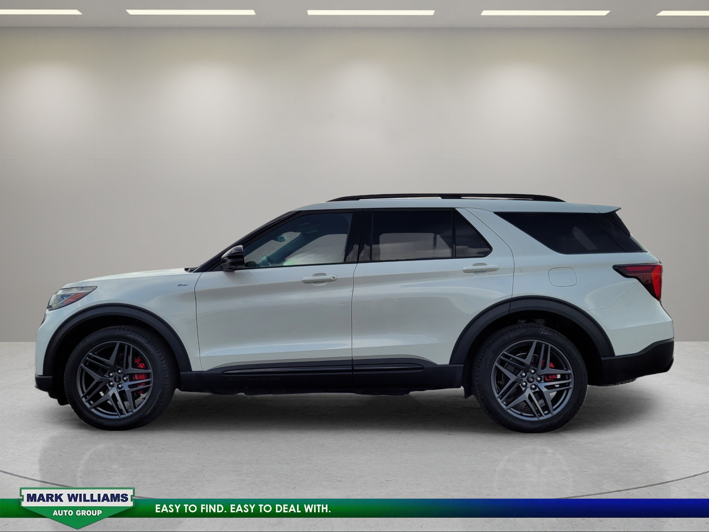 Used 2025 Ford Explorer ST-Line w/ Premium Package AWD/4WD image 7