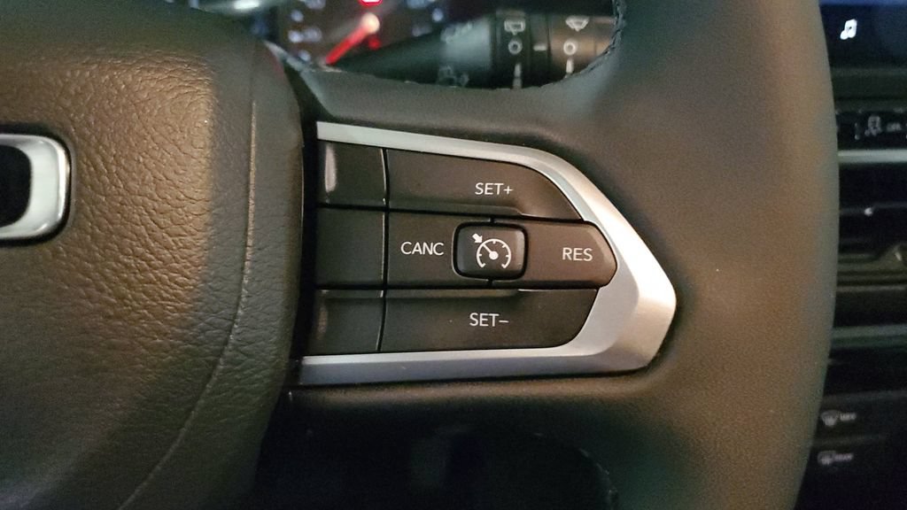 Used 2026 Jeep Compass Latitude AWD/4WD image 29