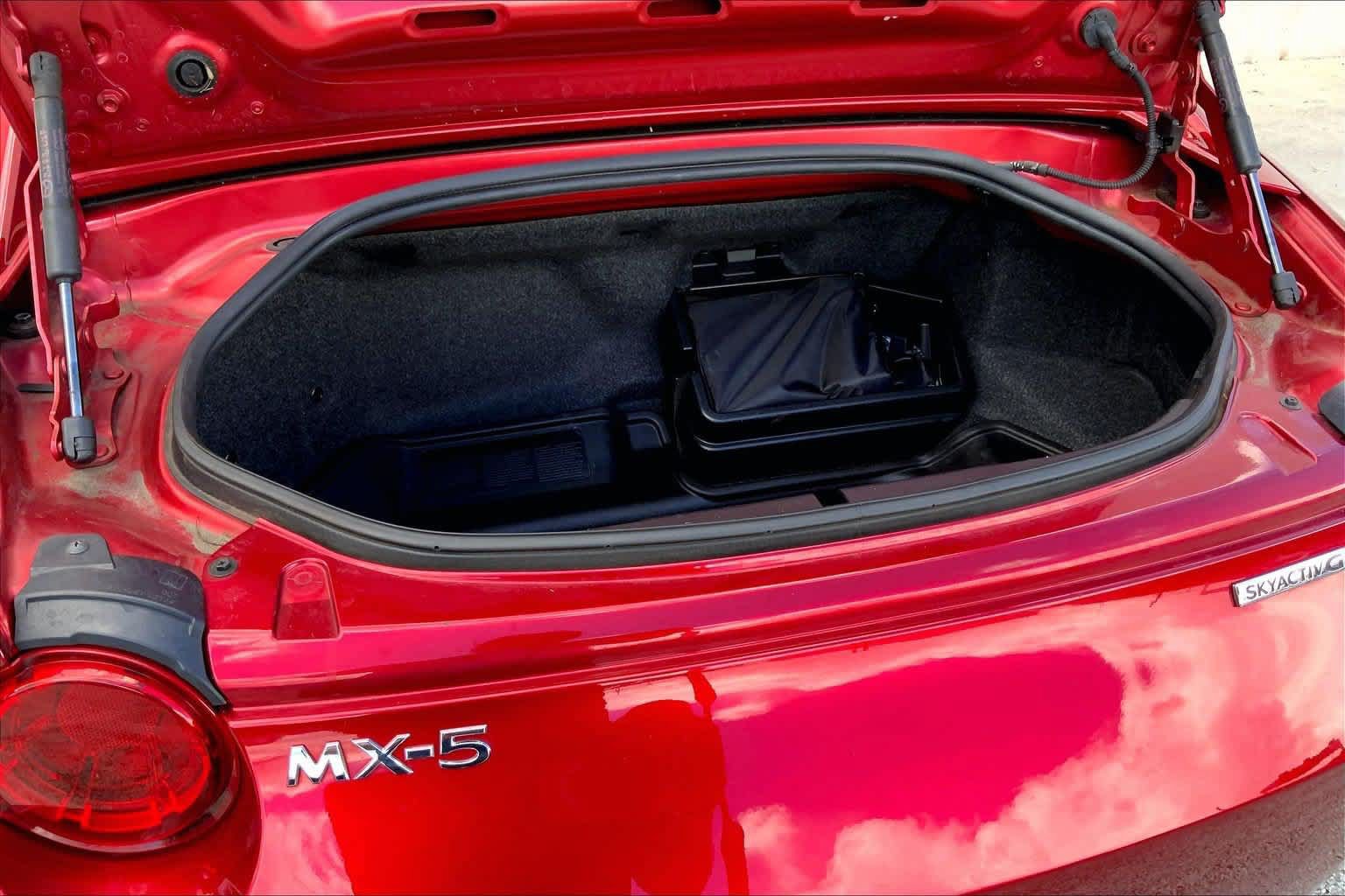 Used 2023 MAZDA MX-5 Miata Grand Touring w/ Weather Package RWD image 6