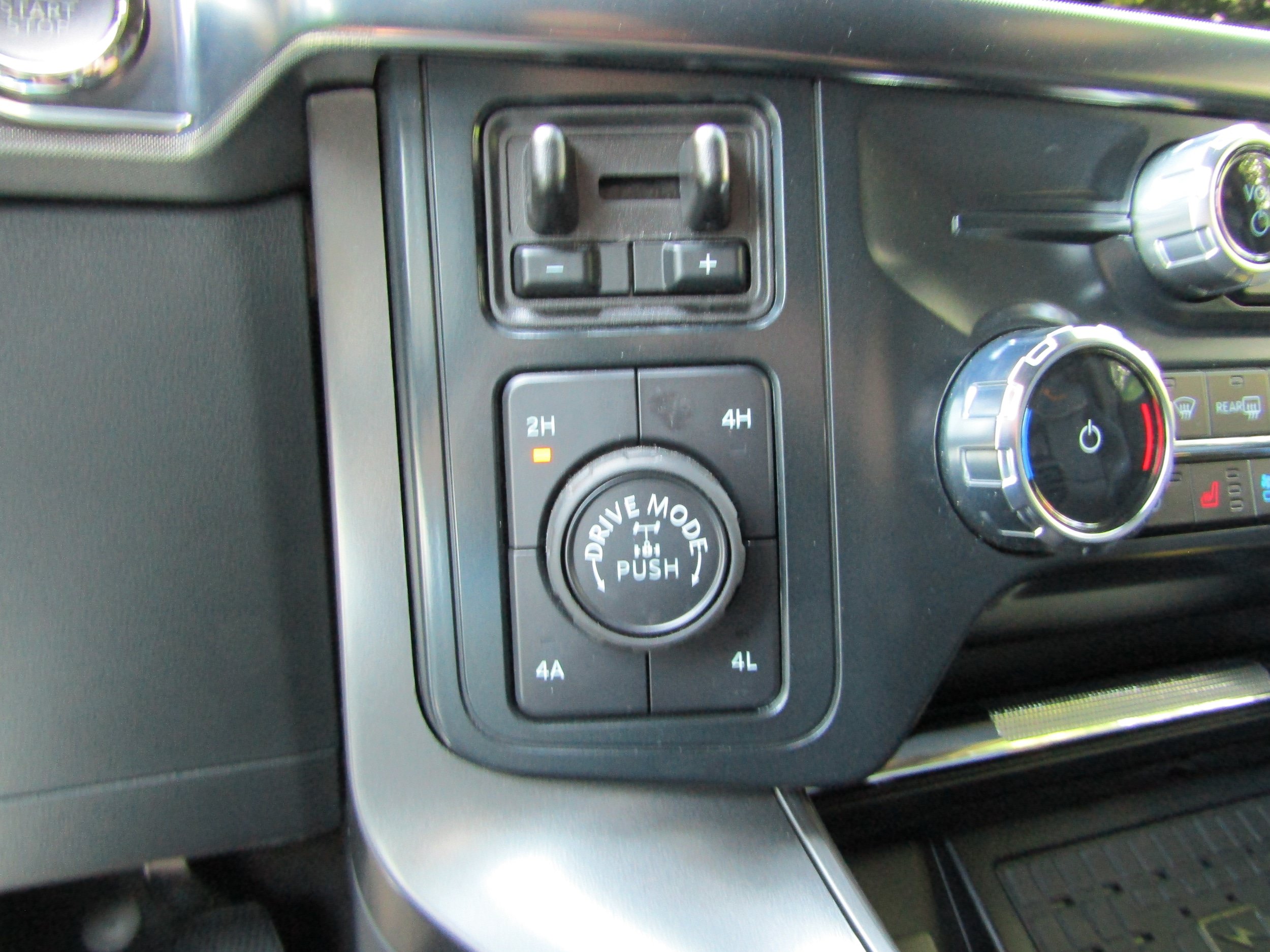 Used 2025 Ford F150 Tremor w/ Equipment Group 402A High AWD/4WD image 27