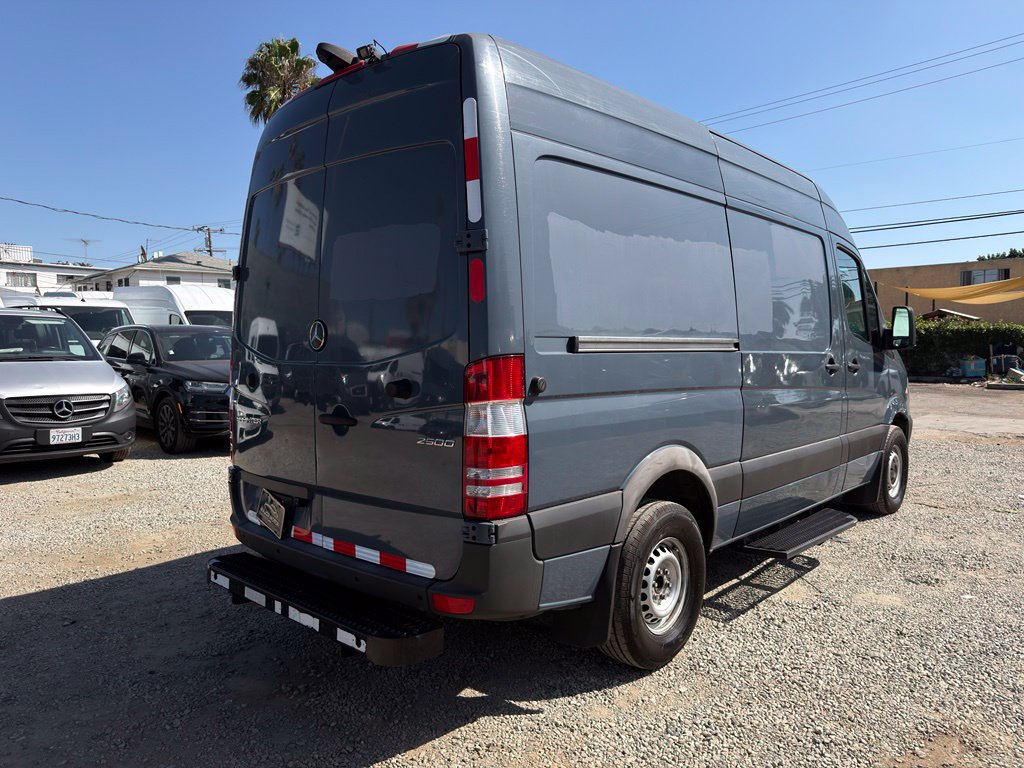 Used 2018 Mercedes-Benz Sprinter 2500 image 8
