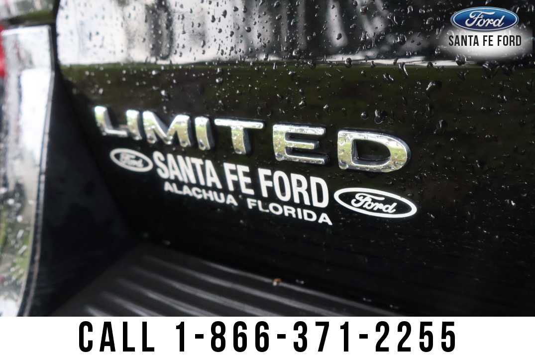 Used 2019 Ford Expedition Limited w/ Driver Assistance Package AWD/4WD image 8