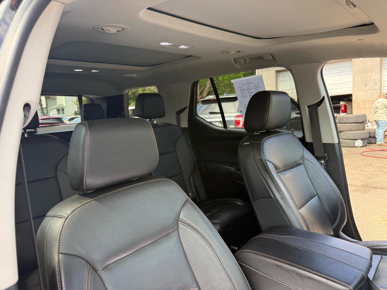 Used 2019 Chevrolet Traverse Premier w/ Redline Edition AWD/4WD image 61