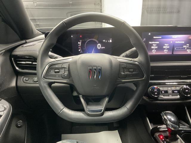 Used 2024 Buick Envista Sport Touring w/ Convenience I Package image 17