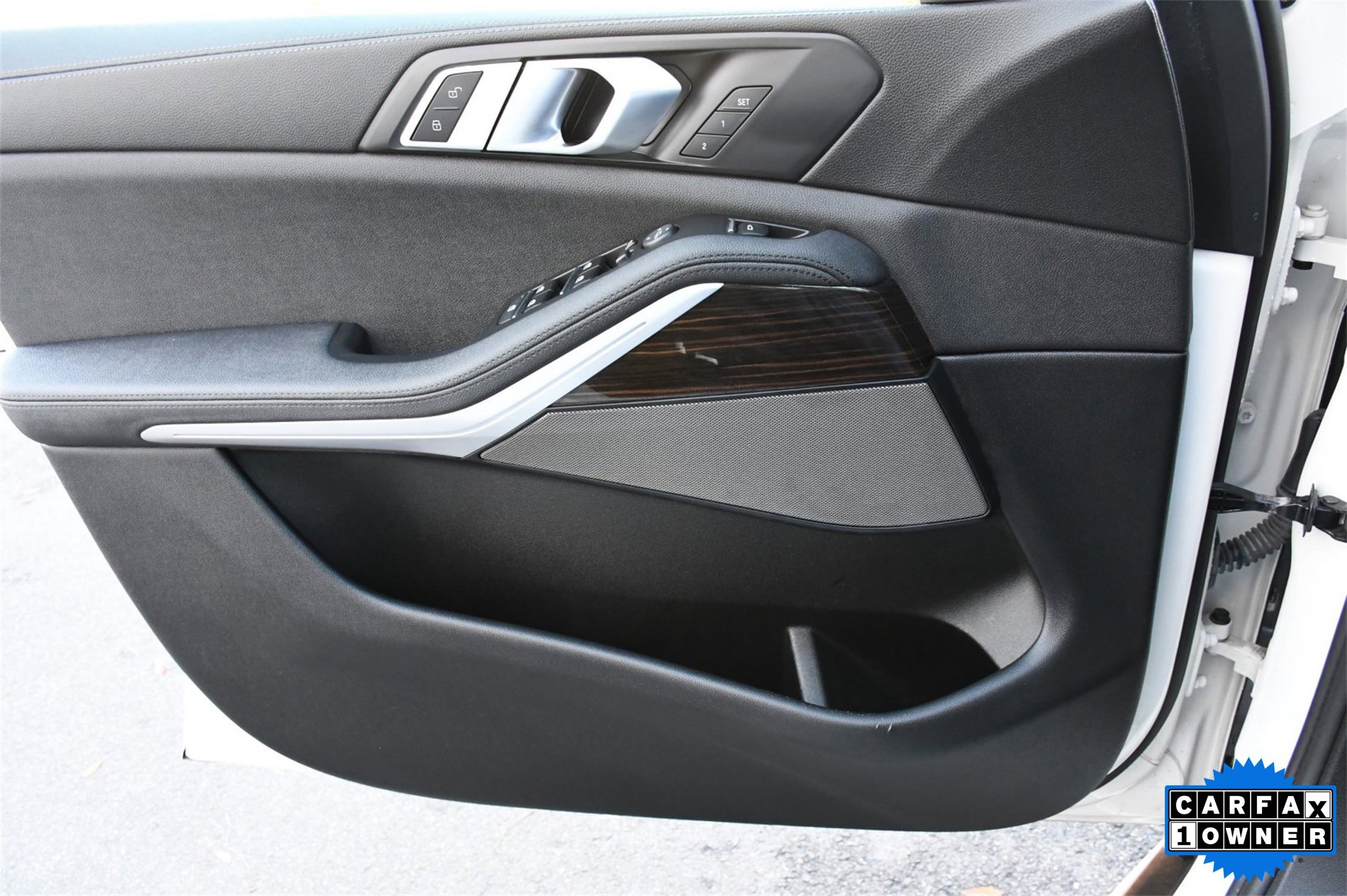 Used 2021 BMW X5 xDrive40i w/ Premium Package image 17