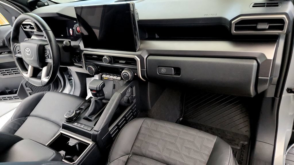 Certified 2025 Toyota 4Runner TRD Off-Road Premium w/ Tow Technology Package AWD/4WD image 15