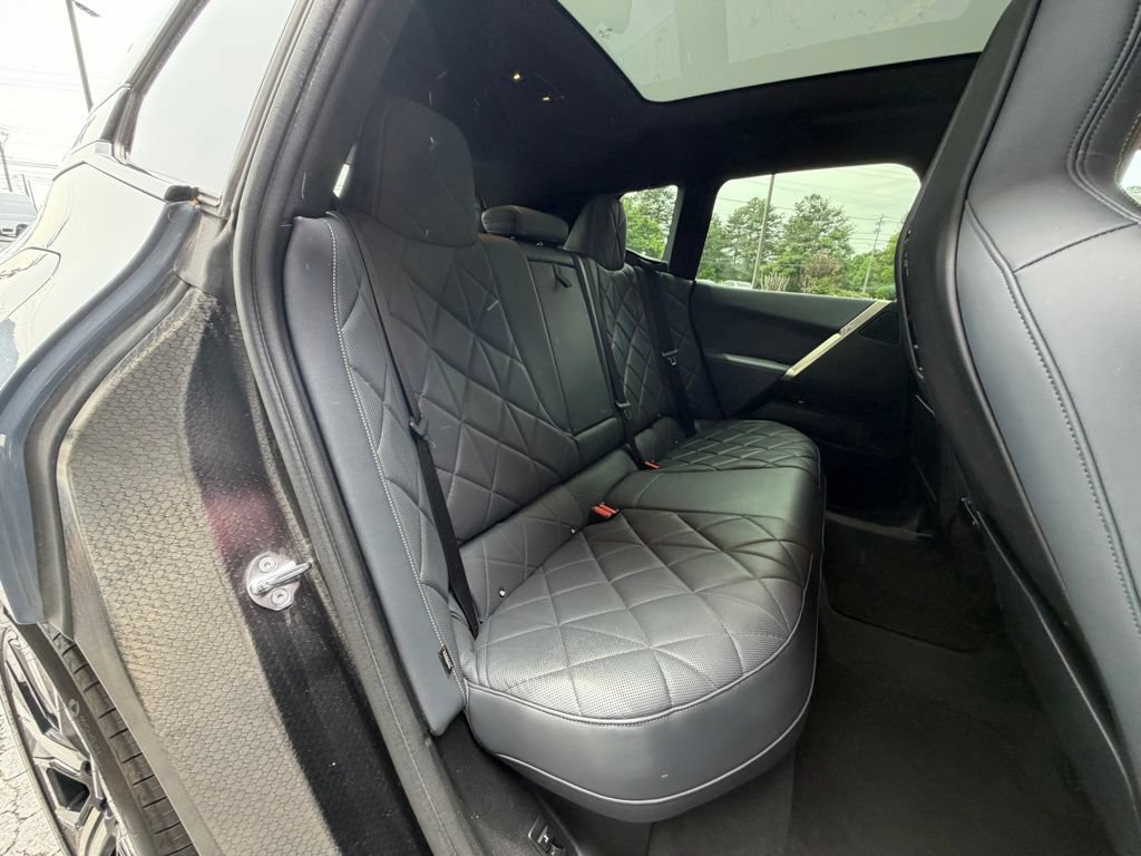 Used 2023 BMW iX xDrive50 w/ Sport Package AWD/4WD image 28