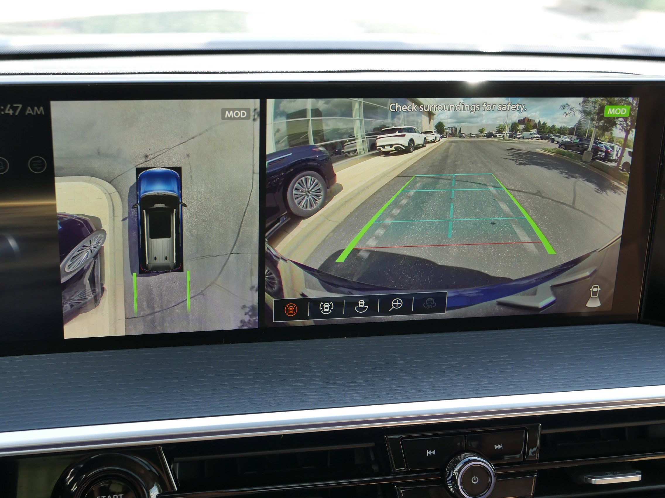 Certified 2025 INFINITI QX80 Sensory image 27