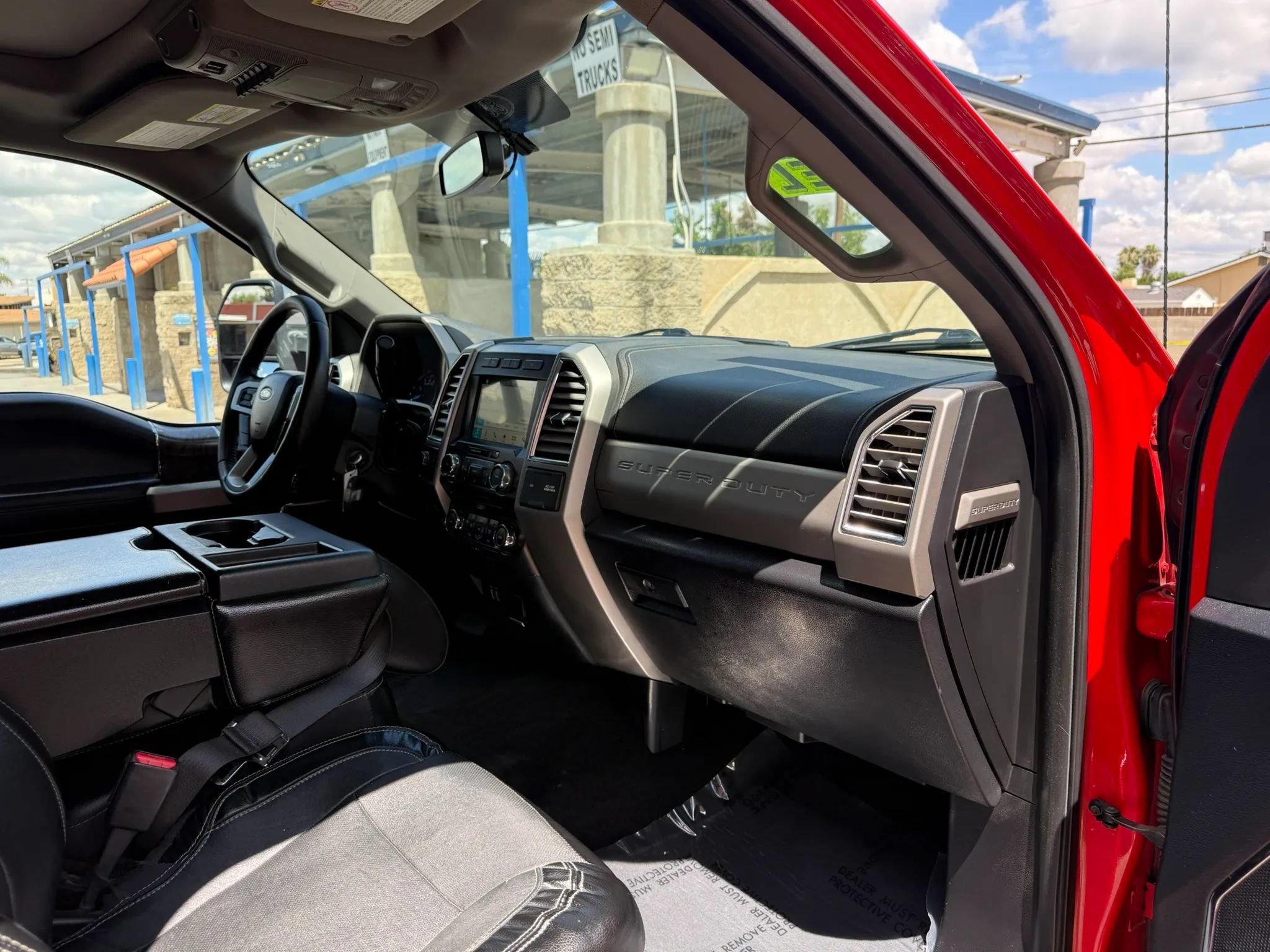 Used 2017 Ford F250 Lariat w/ Chrome Package AWD/4WD image 17