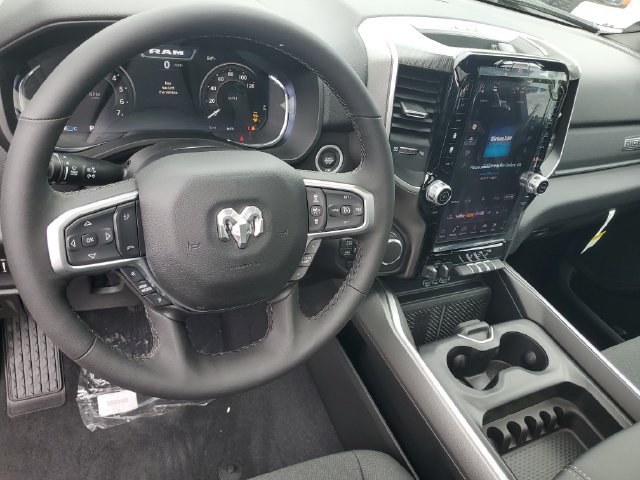 New 2026 RAM 1500 Big Horn AWD/4WD image 18