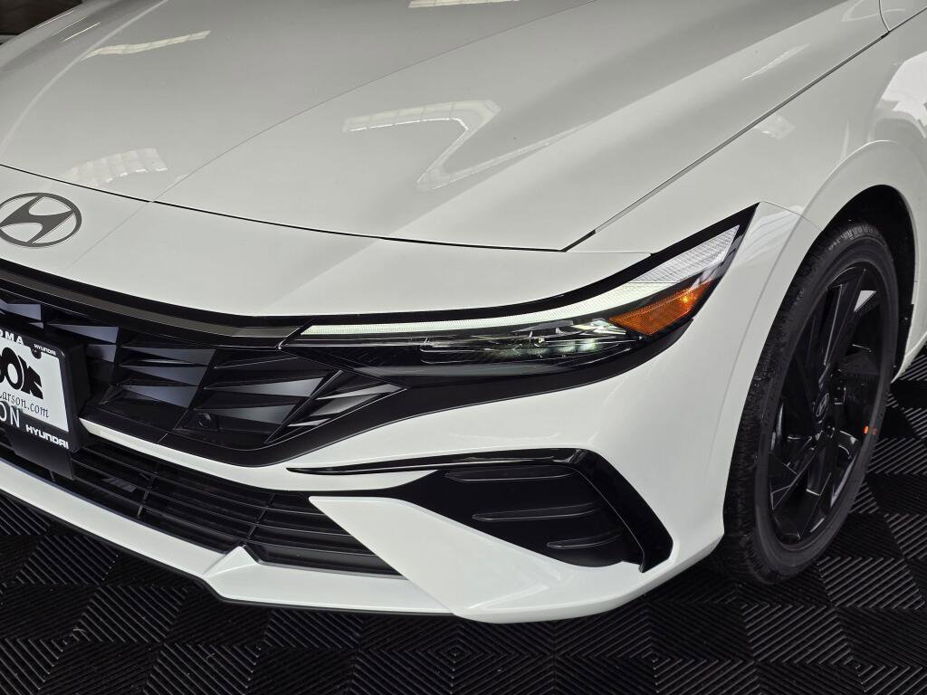 New 2026 Hyundai Elantra SEL Sport image 10