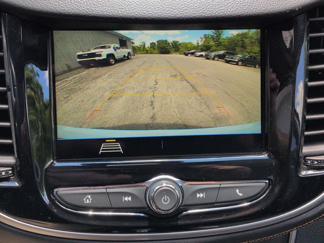 Used 2019 Chevrolet Trax LT w/ LT Convenience Package FWD image 16