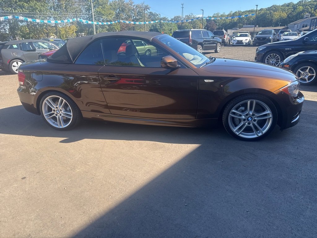 Used 2012 BMW 135i Convertible image 7