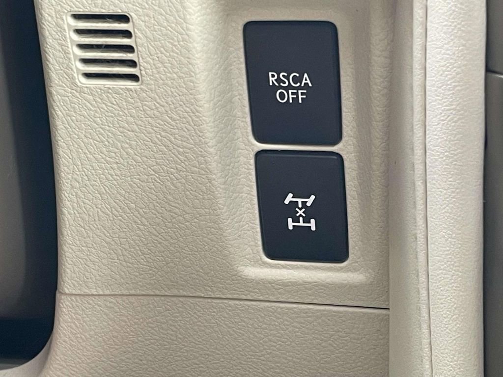 Used 2013 Lexus GX 460 image 43