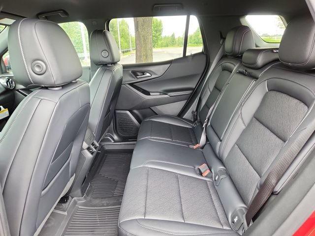 New 2027 Chevrolet Equinox LT w/ Convenience Package II FWD image 15