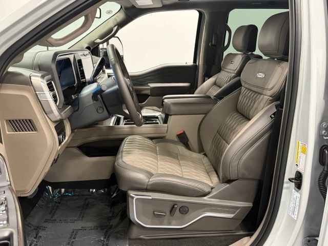 Certified 2026 Ford F450 Platinum w/ Platinum Plus Package AWD/4WD image 15