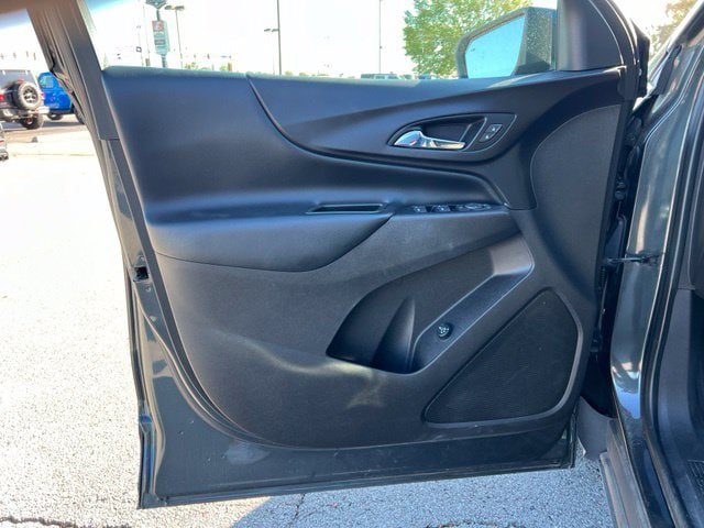 Used 2018 Chevrolet Equinox LT FWD image 9
