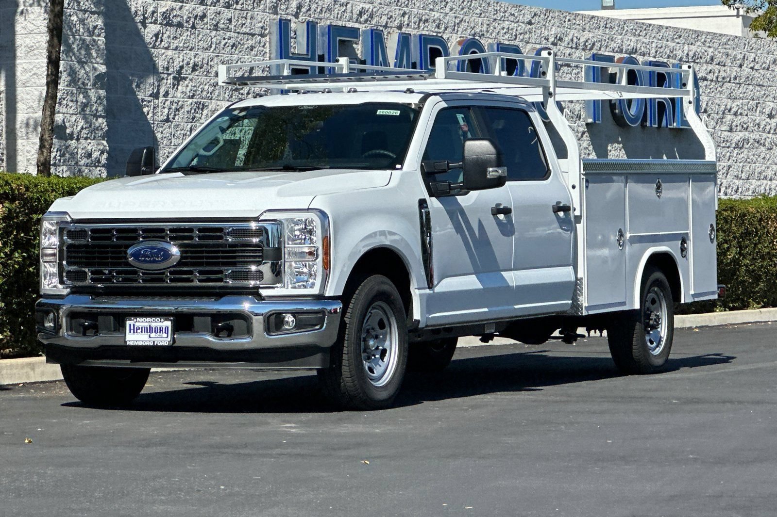 New 2026 Ford F350 XL w/ XL Chrome Package RWD image 8