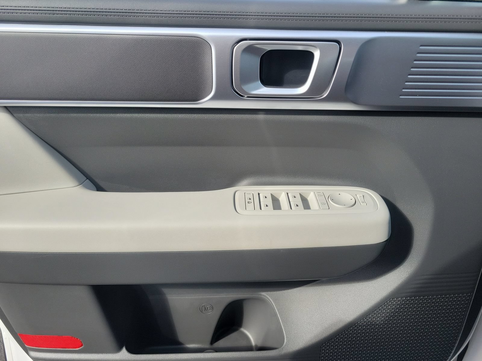 New 2026 Hyundai Santa Fe SE FWD image 19
