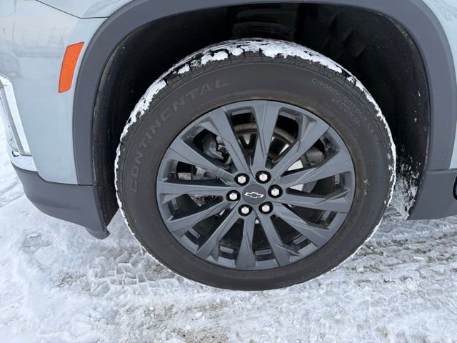 Used 2023 Chevrolet Traverse RS w/ LPO, Floor Liner Package image 9