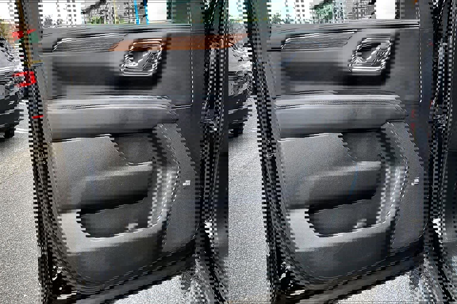 Used 2023 Chevrolet Tahoe High Country image 22