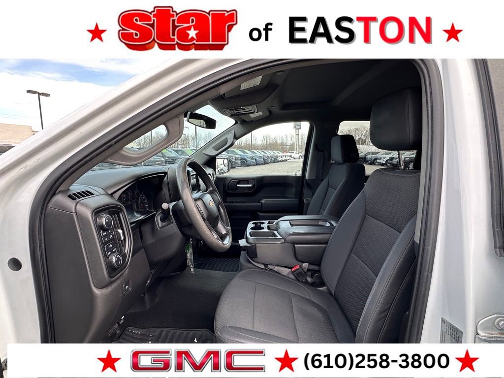 Used 2019 Chevrolet Silverado 1500 Custom w/ Custom Value Package image 17