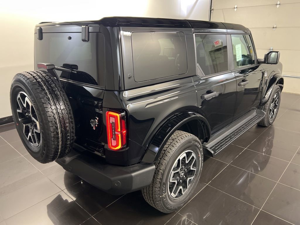 New 2026 Ford Bronco Outer Banks AWD/4WD image 6
