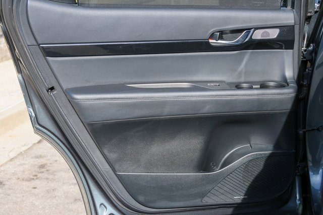 Used 2022 Hyundai Palisade Limited image 15