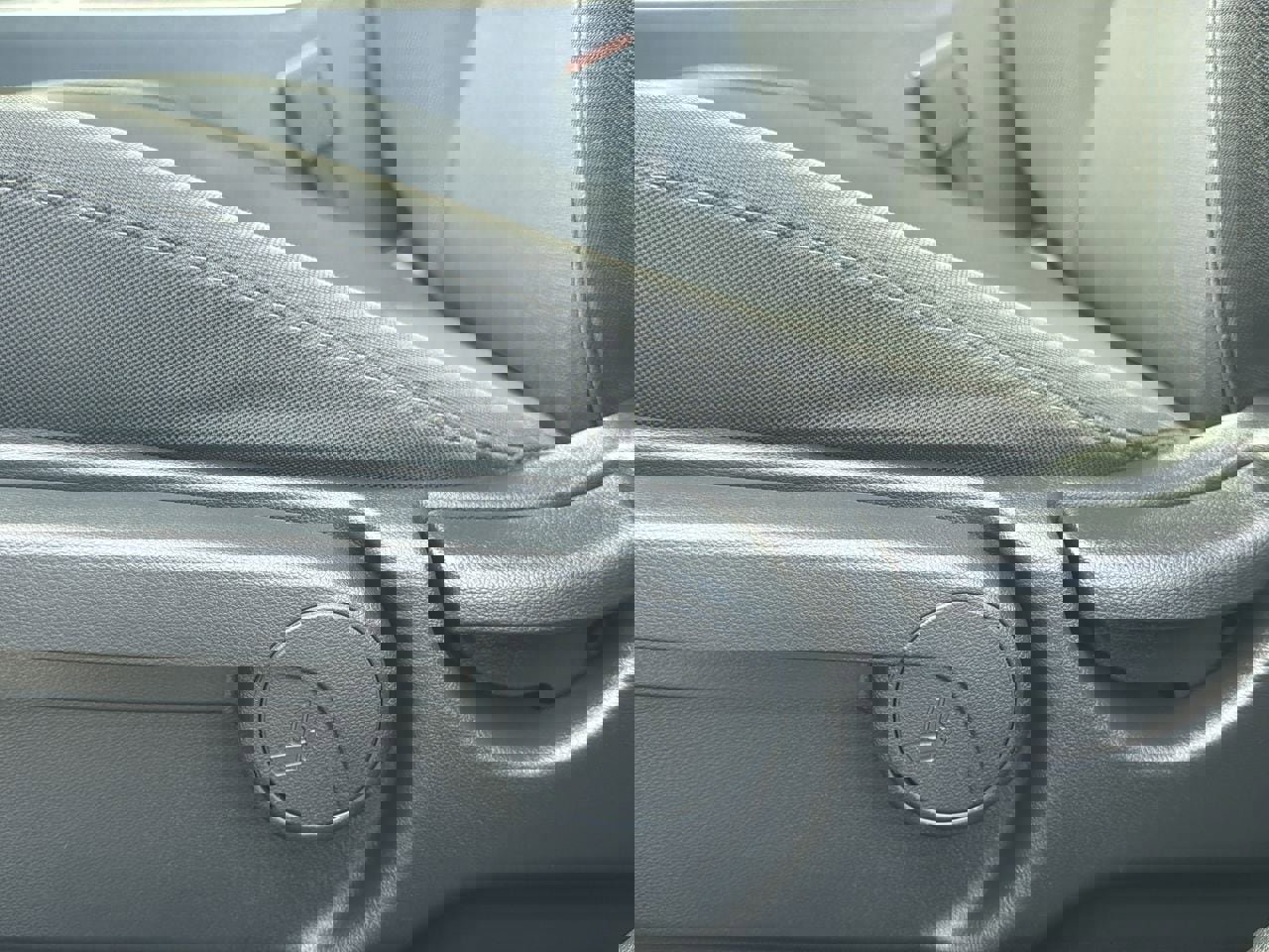 Certified 2025 Hyundai Kona SE image 13