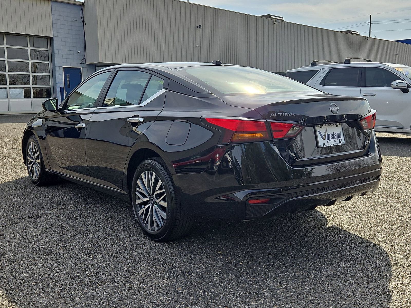 Used 2025 Nissan Altima 2.5 SV image 27