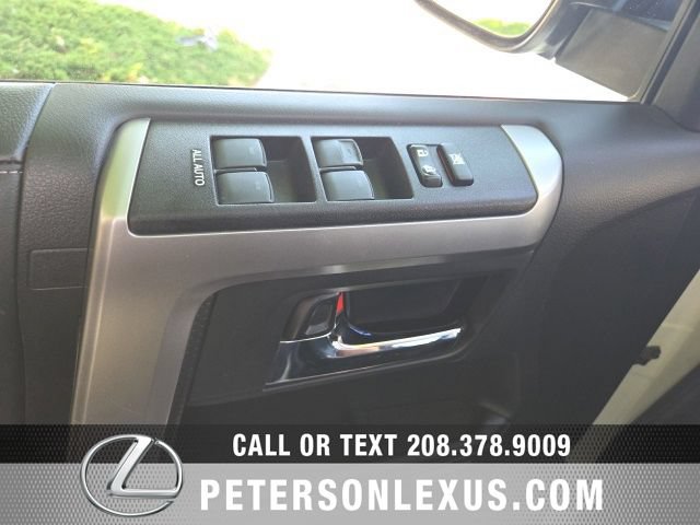 Used 2023 Toyota 4Runner Limited AWD/4WD image 22