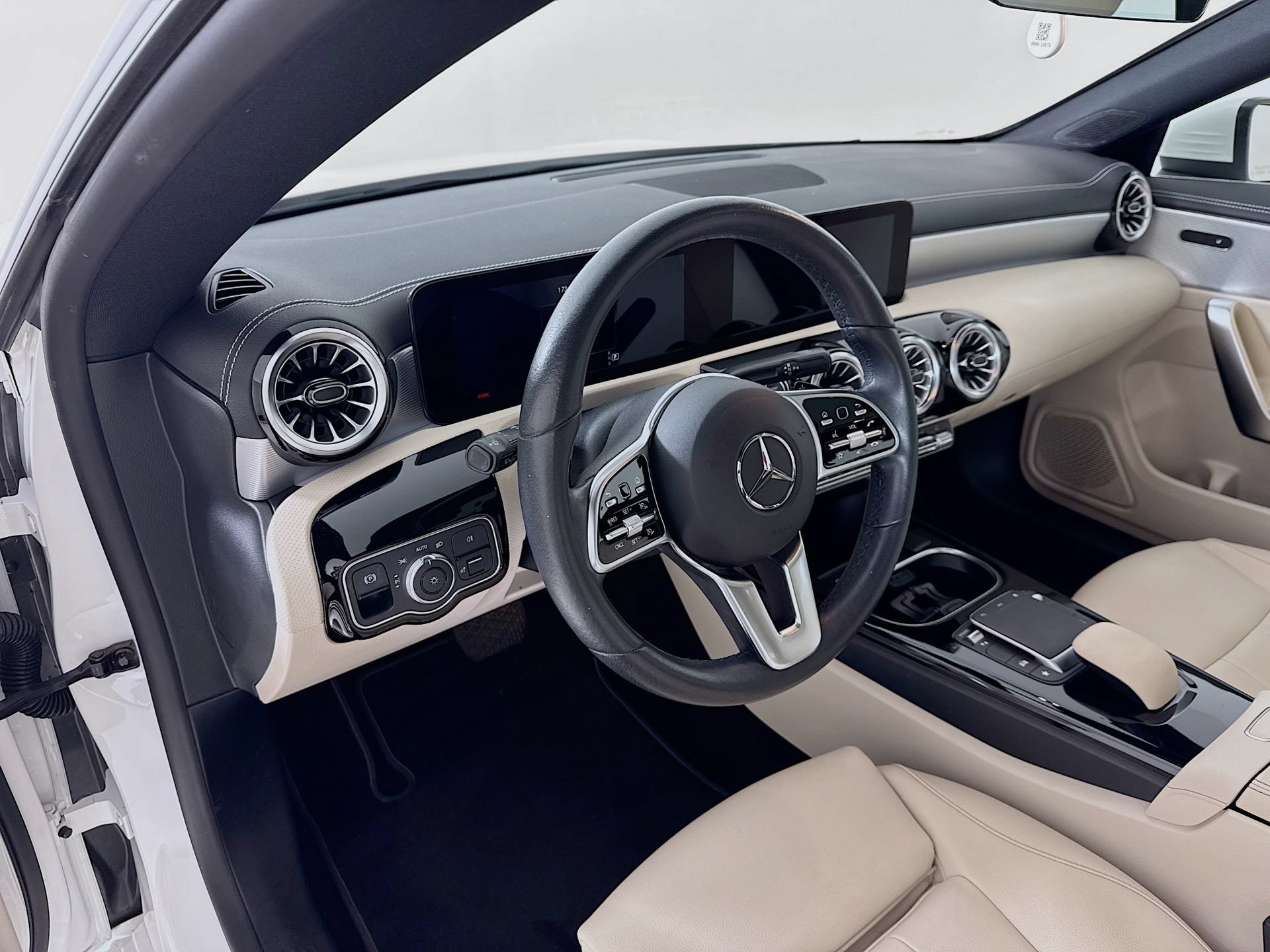 Certified 2022 Mercedes-Benz CLA 250 image 10