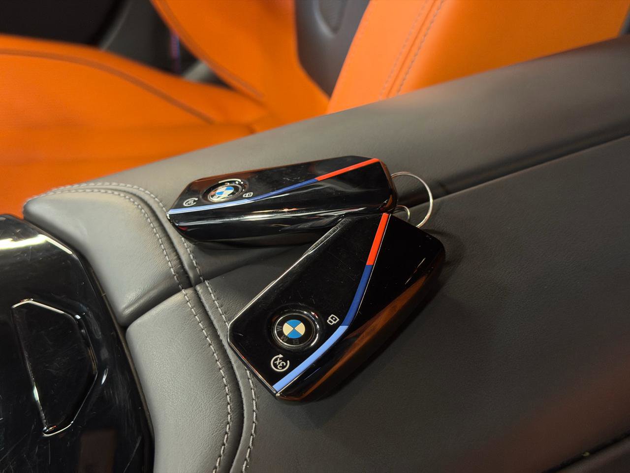 Used 2025 BMW M5 w/ Carbon Package AWD/4WD image 13