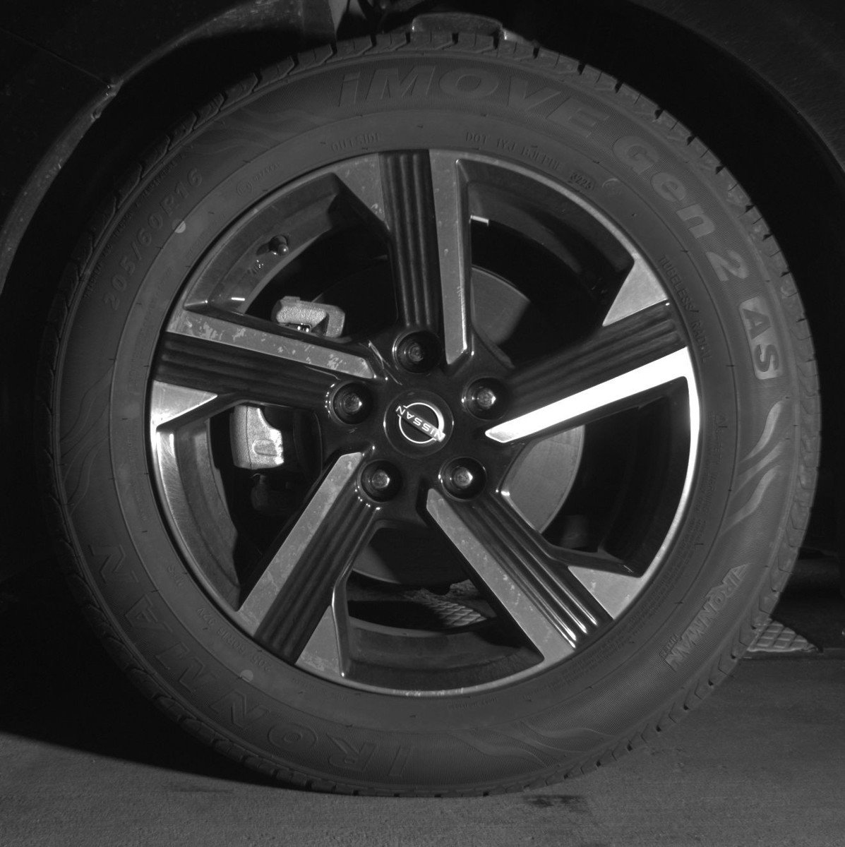 Used 2025 Nissan Sentra SV image 12