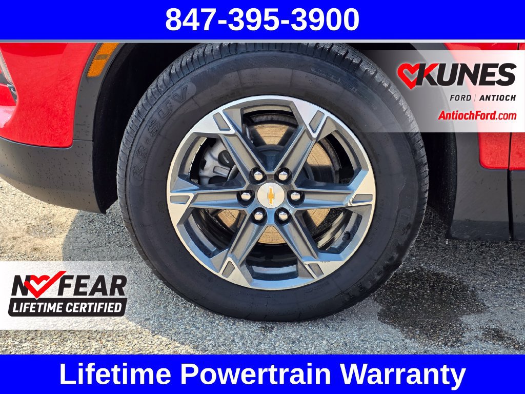 Used 2025 Chevrolet Blazer LT AWD/4WD image 16