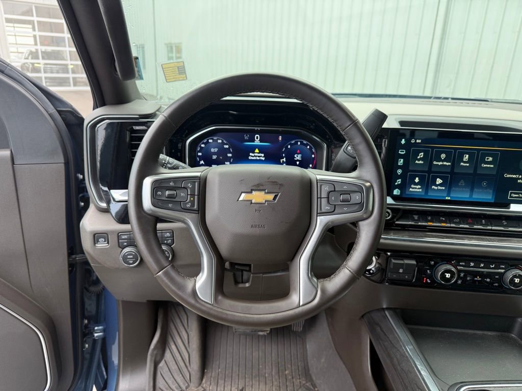 Used 2024 Chevrolet Silverado 2500 LTZ w/ LTZ Plus Package image 17