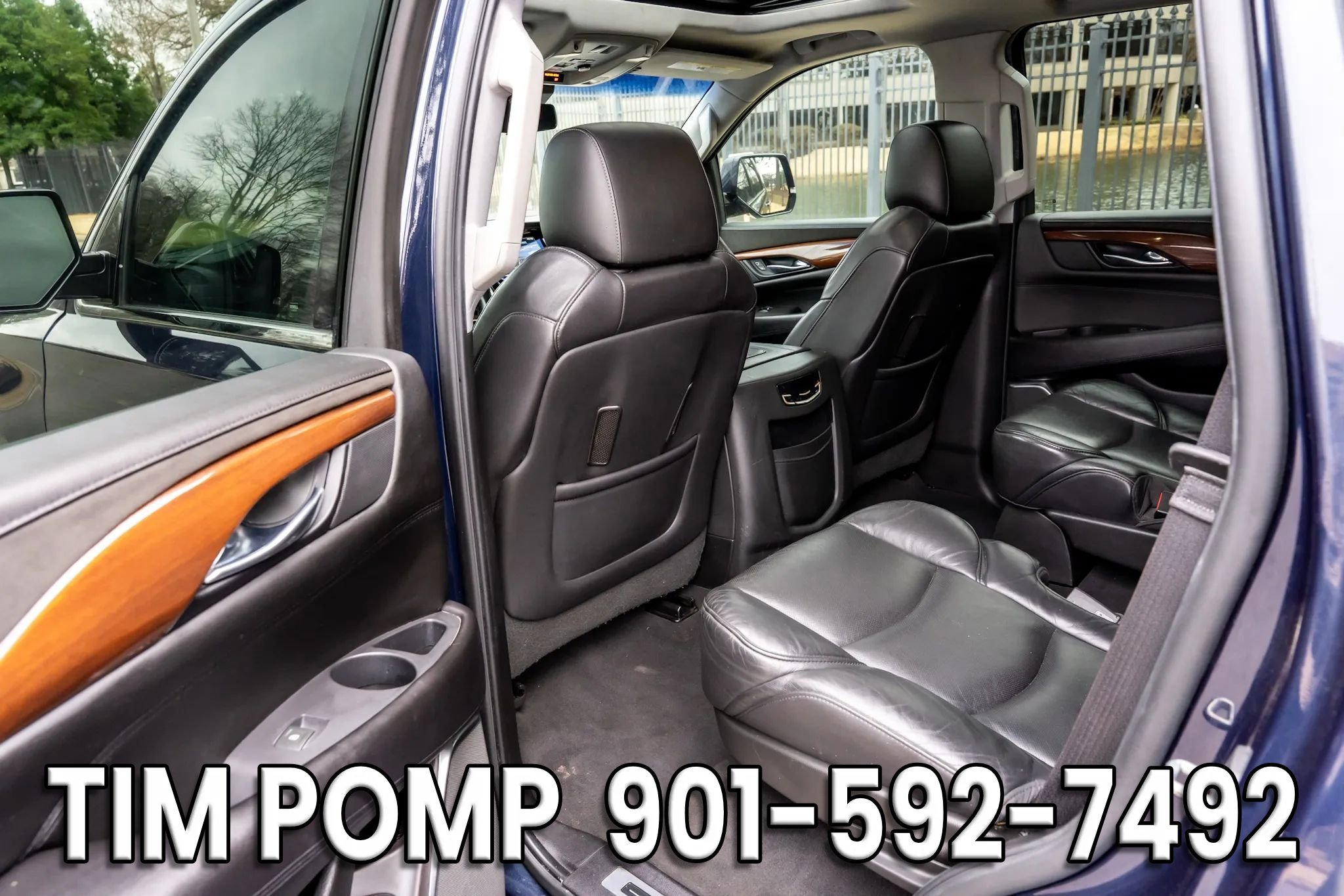 Used 2019 Cadillac Escalade Luxury image 13