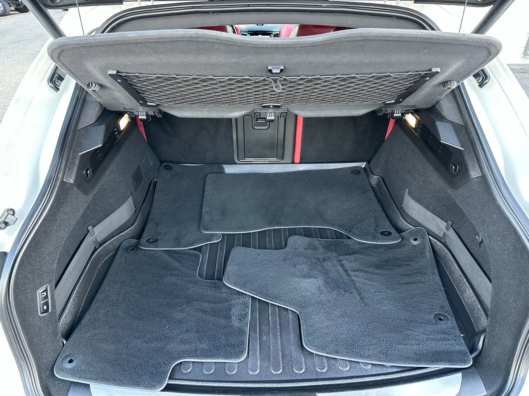 Used 2017 Maserati Levante w/ Sport Package image 19