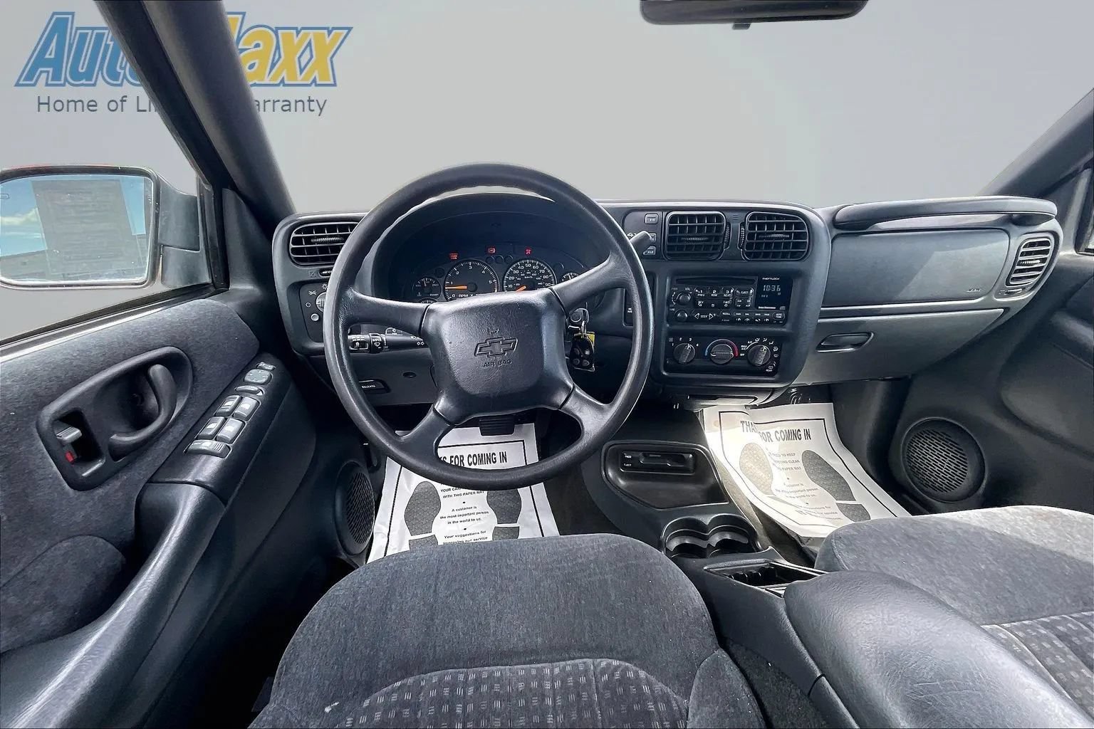 Used 2000 Chevrolet Blazer LS w/ LS Preferred Equipment Group AWD/4WD image 12
