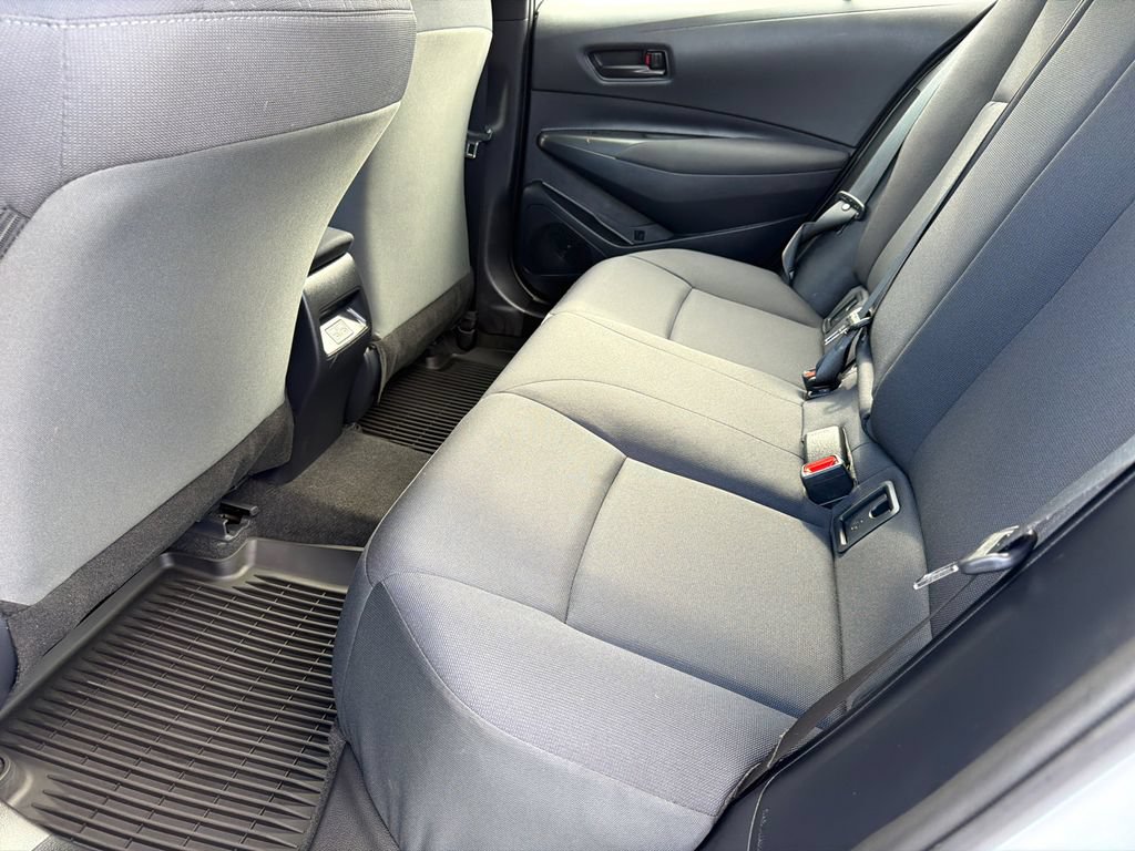 Used 2026 Toyota Corolla LE FWD image 25
