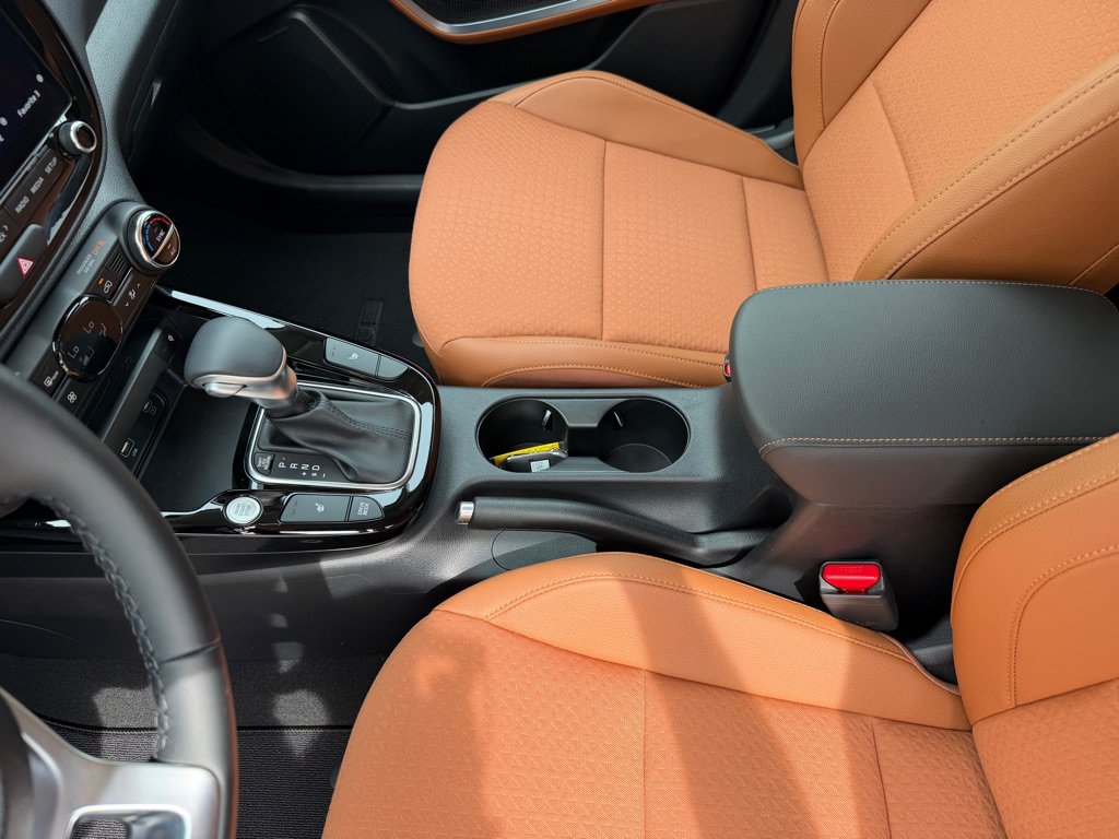 Used 2025 Kia Soul EX FWD image 13